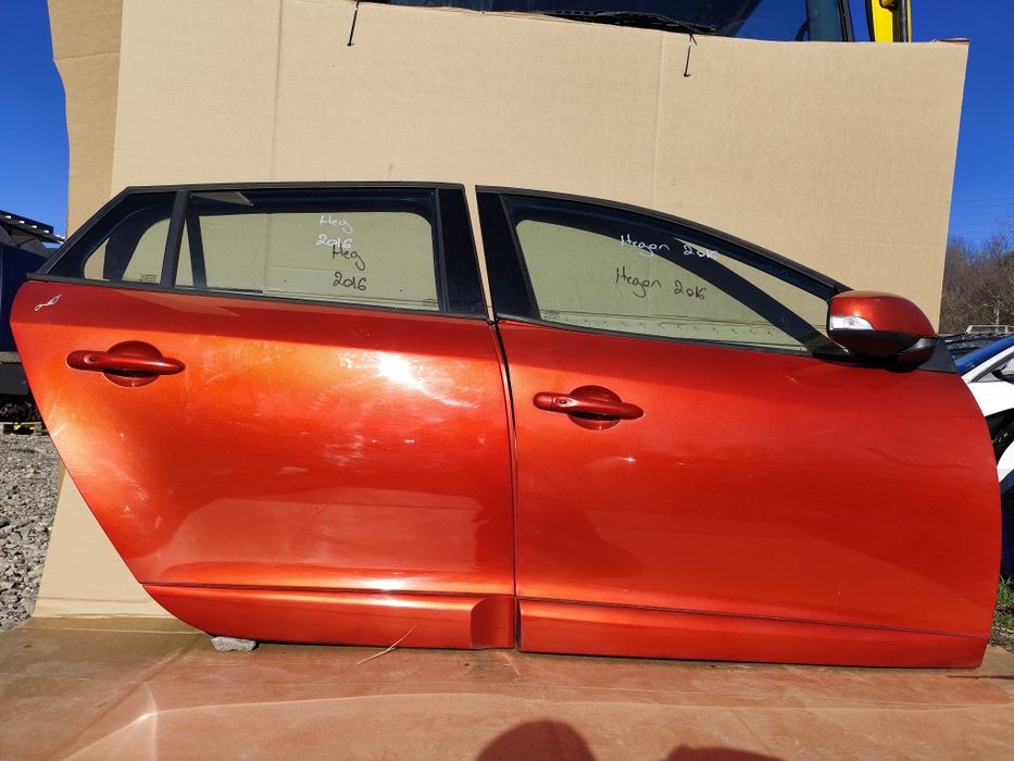 Ușa dreapta fata Renault Megane 3. stânga spate Renault Megane 3 break