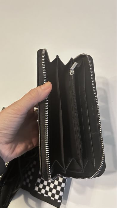 Портмонета - дамски