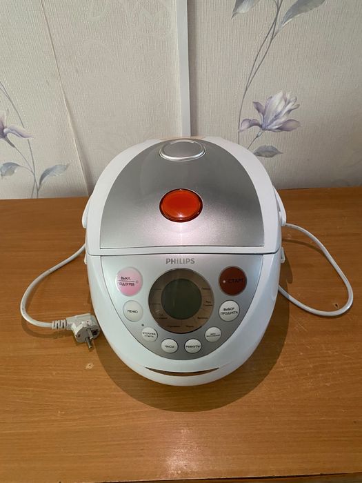 Мультиварка Philips HD3033 в хорошем состоянии