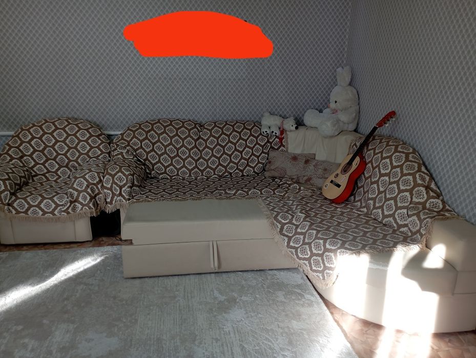 Угловой диван с креслом - 150 тысяч