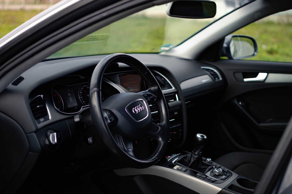 AUDI A4 Avant 2013 — imagine 5