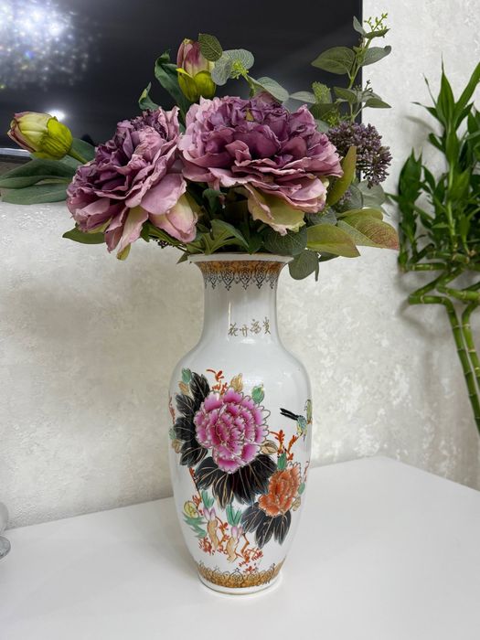 Ноёб буюмлар сотилади