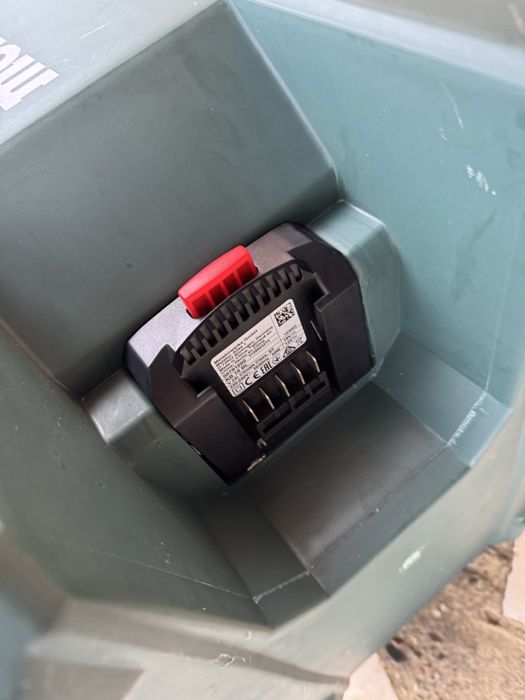 Lada frigorifica Metabo