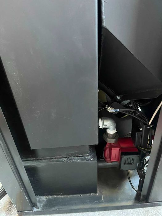 PRITY PLW13 13+4 kW с водна риза + прахосмукачка за пепел и кюнци