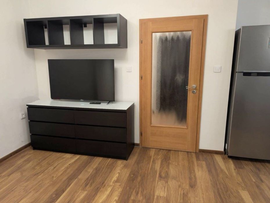 Дава се под наем Двустаен апартамент в София, Белите брези - 75 кв.м за 747.66 € - Снимка #3