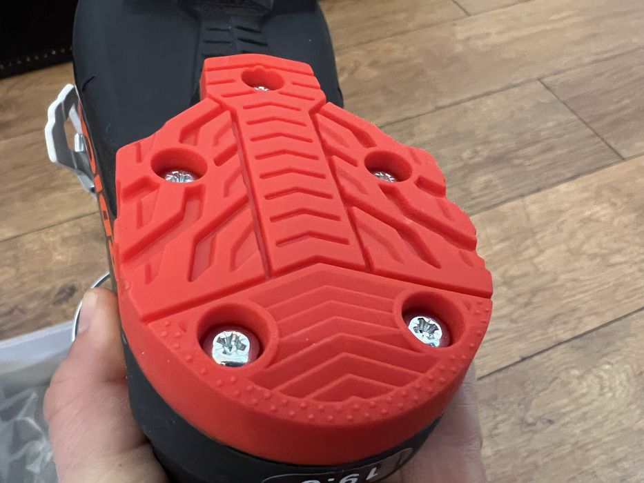 Clapari NOI premium copii Nordica Marime 19-19.5 Copii 4-6ani