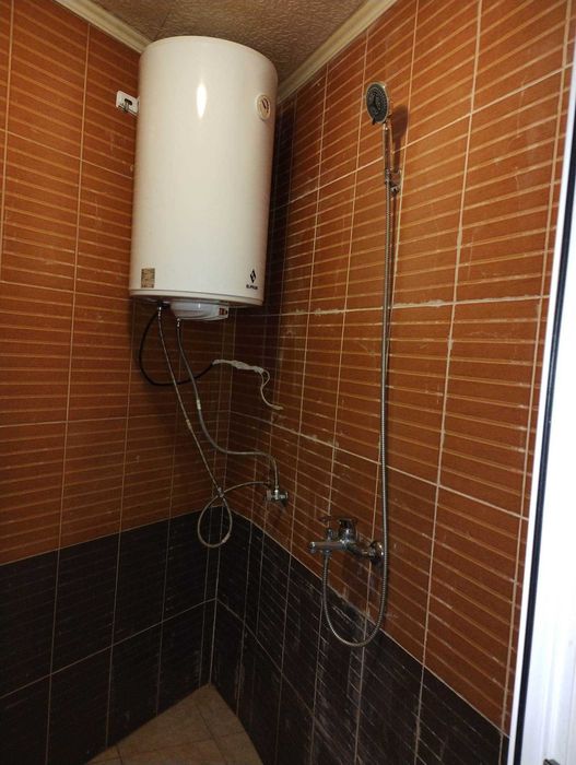 Дава се под наем Едностаен апартамент в Бургас, Меден рудник - зона Б - 55 кв.м за 95 € - Снимка #5