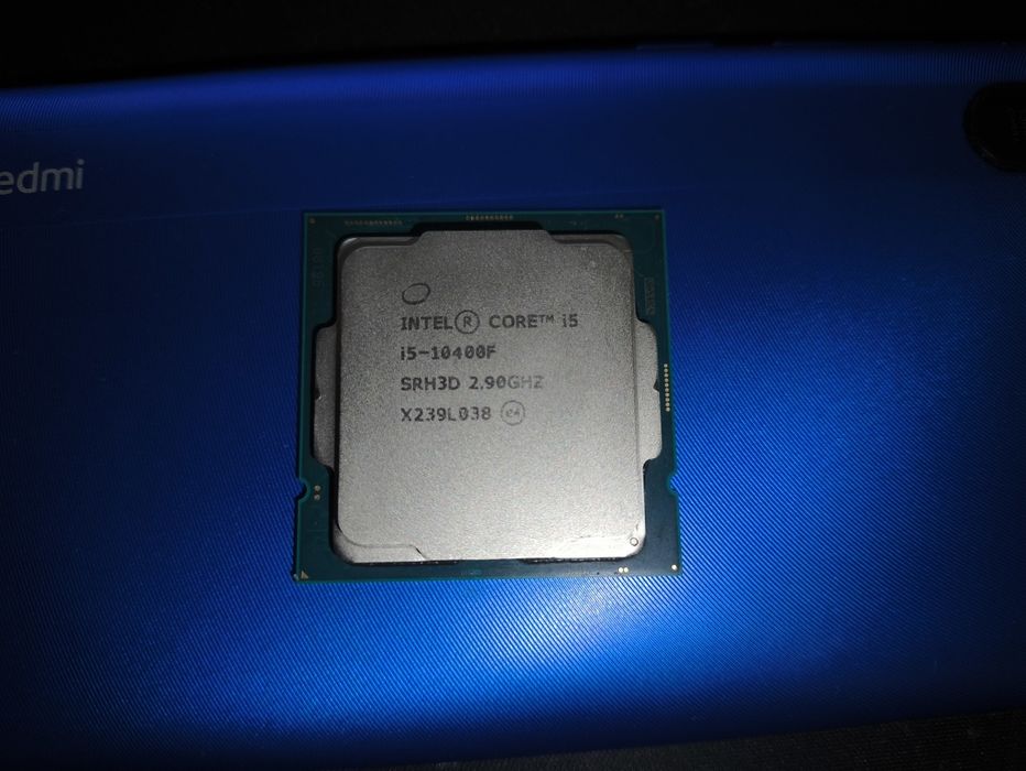 Продам процессор i5 10400f