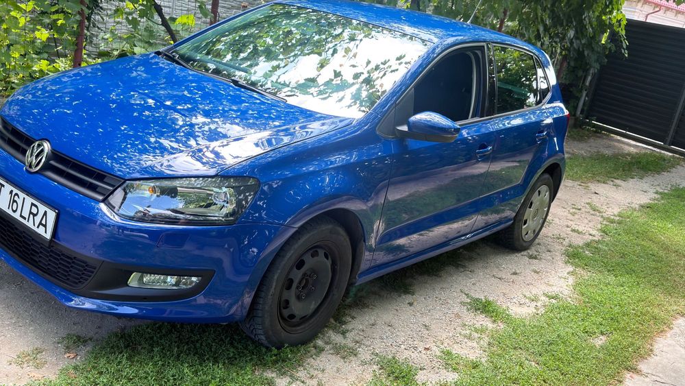 VOLKSWAGEN Polo 2010 — imagine 3