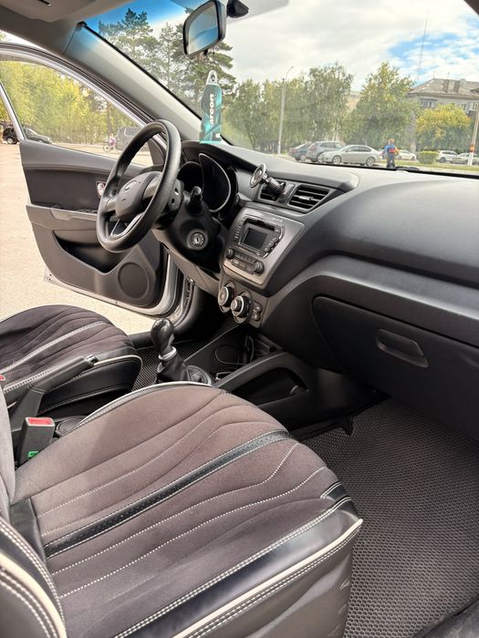 KIA RIO 1.6 2014