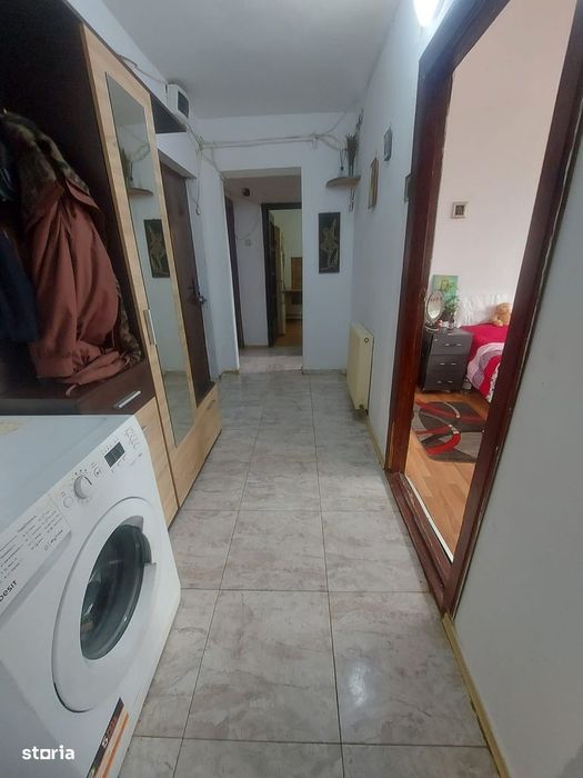 Vanzare apartament 3 camere, zona micro 11 - Targoviste