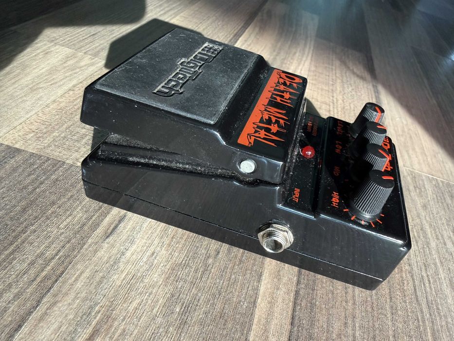 Pedală Digitech Death Metal – funcționează perfect