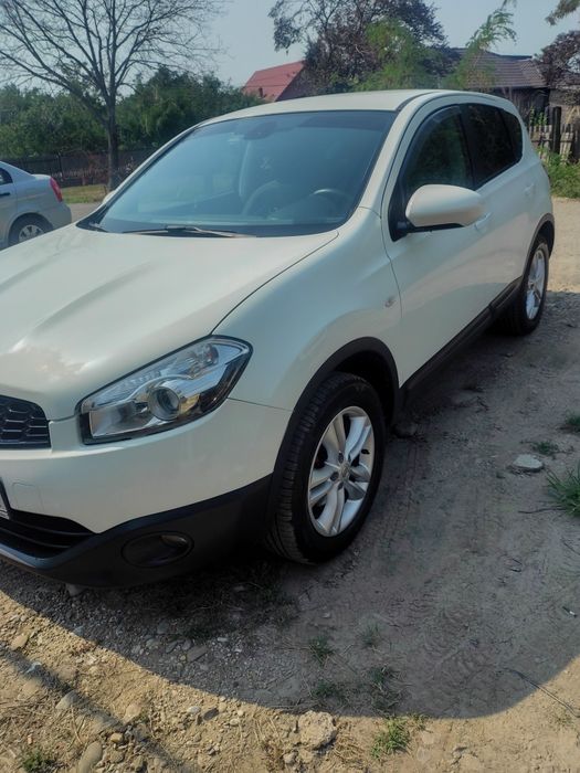 Nissan Qashqai j10 2013
