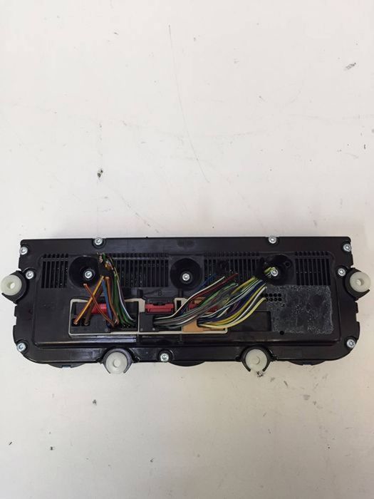Panou modul clima aer scaune incalzite si parbriz incalzit Passat B6