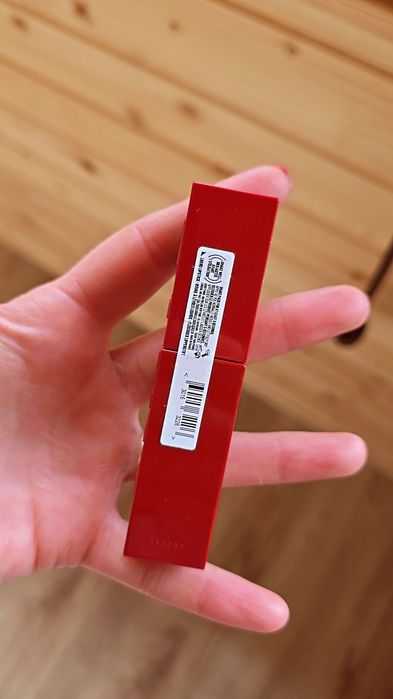 Ruj lichid persistent Maybelline Vinyl