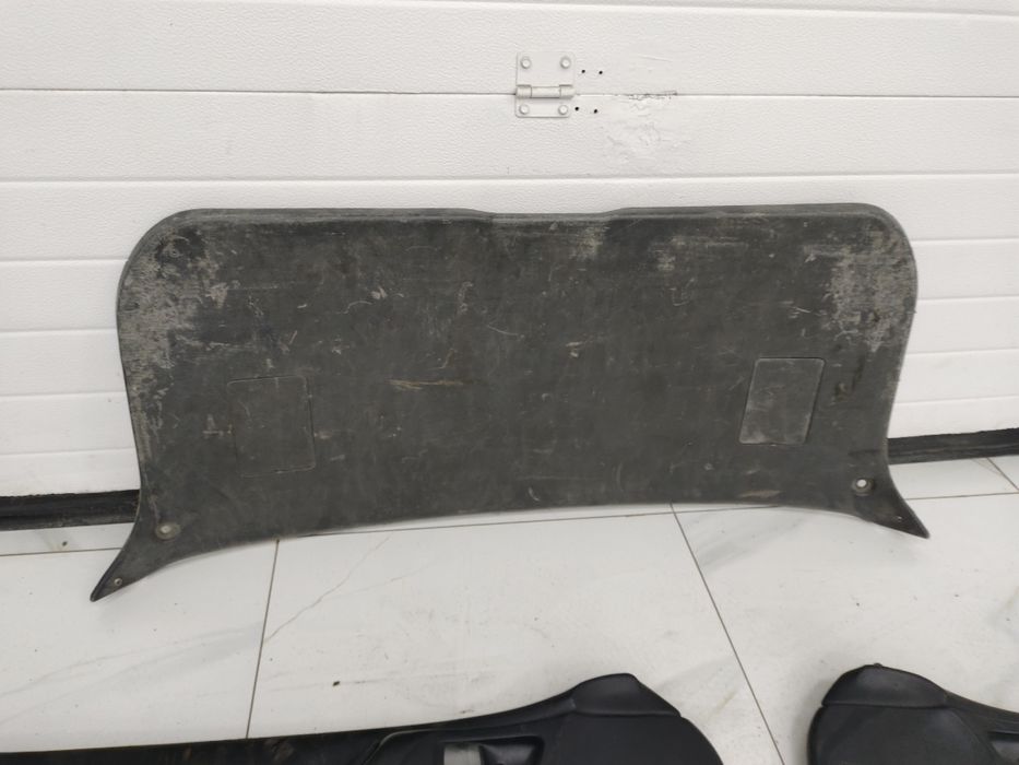 дверные карты Тойота калдина