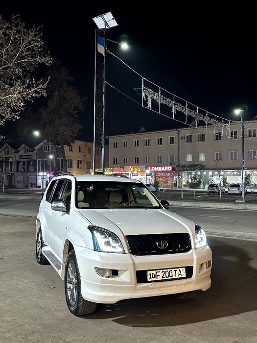 Toyota Prado 120  Белый Жемчуг