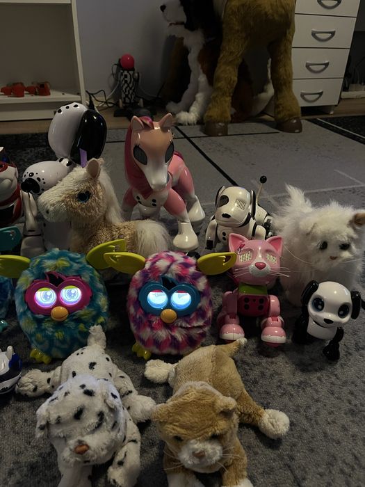 Интерактивни играчки Furby boom, Furreal Friends, Zoomer, Teksta