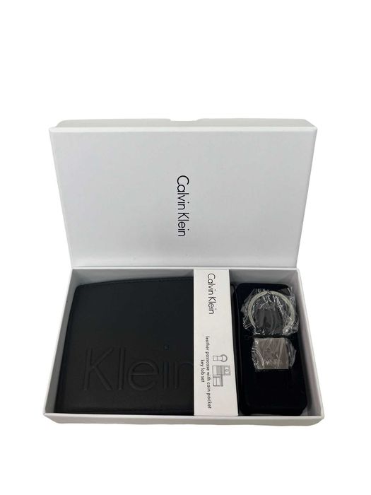 Мъжки подаръчен комплект портфейл Calvin Klein 005 !