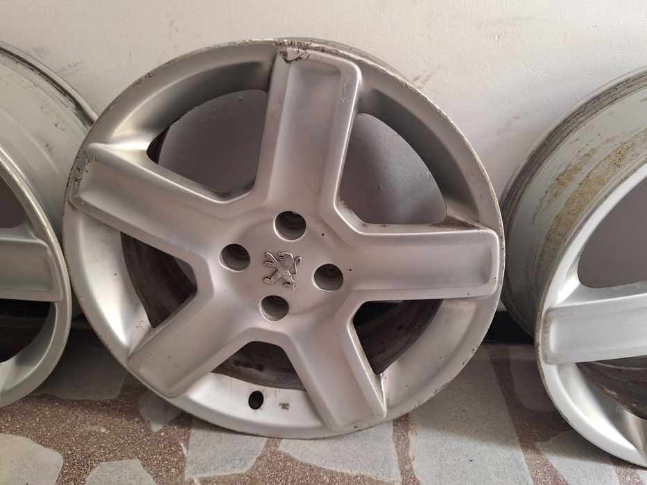 Алуминиеви джанти 17 "