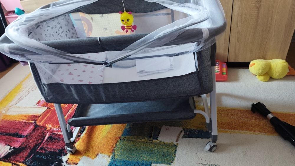 Pătuț portabil pentru bebeluși