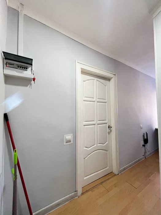 продам 1 комн.кв. на 8 мкр