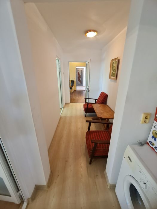 Vind 3camere micro16 etaj 4