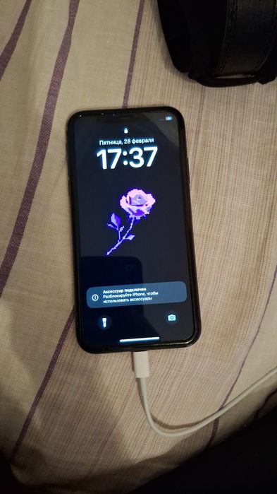 Айфон 11 с коробкой