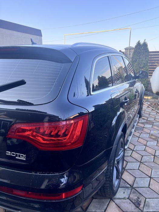 Vand AUDI Q7 locuri 7