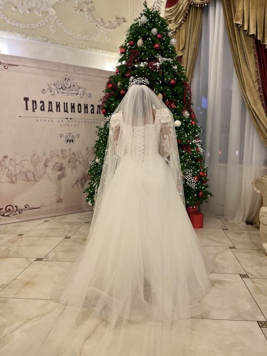 Свадебное платье