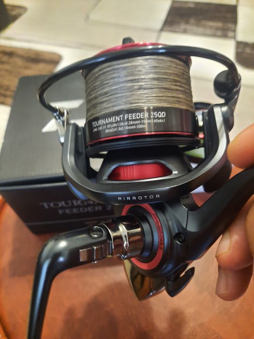 Mulinetă Daiwa Tournament 25 QD în stare impecabilă