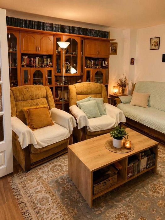 Casă cu 2 locuințe, centrală, garaj și grădină, teren 415 mp, Mezeș/Șos Chitilei /Bucureștii noi