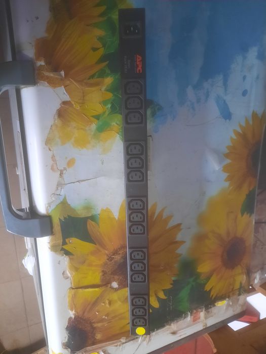 PDU Rack APC AP9568