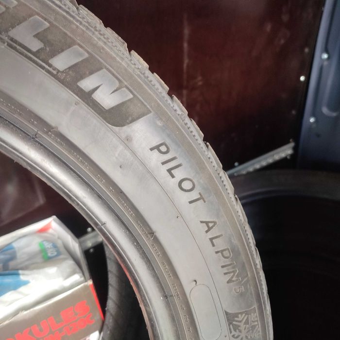 Michelin Pilot 4 бр.