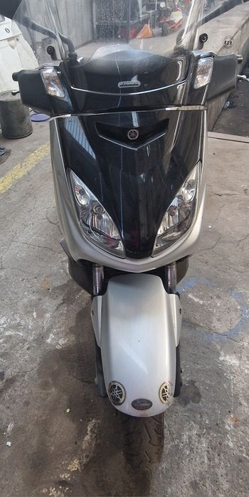 Скутер Honda Yamaha YP