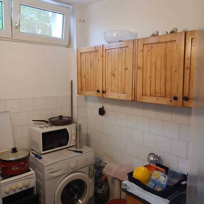 Proprietar ,vand garsonieta30 mp,comfort 1,et 2 din 4,Manastur str Parang nr 13,mobilata si utilata pret 89 000 €