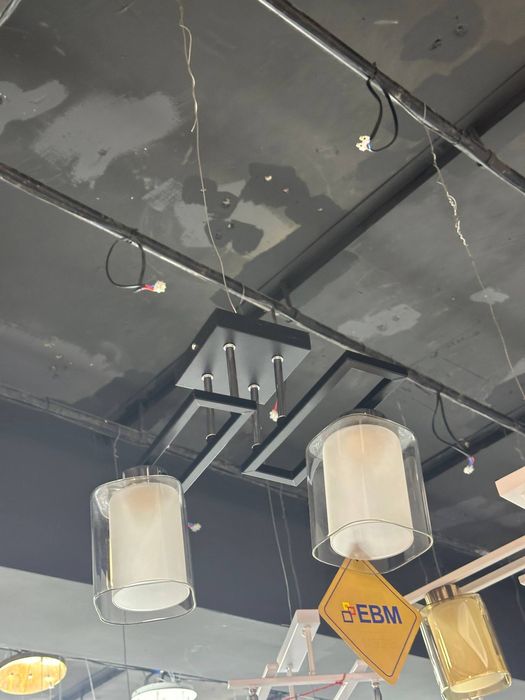 Установка Сборка люстр..  цена договорная