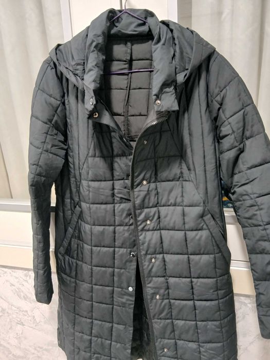 Uzun kurtka ayollar uchun (button)