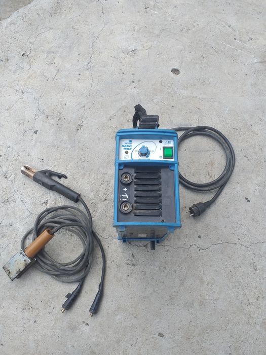 Vînd  invertor sudura