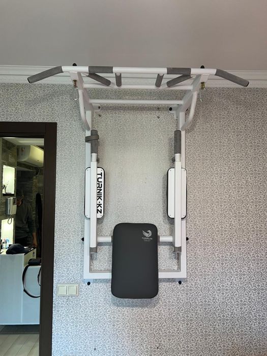 Шведские стенки, турники, брусья