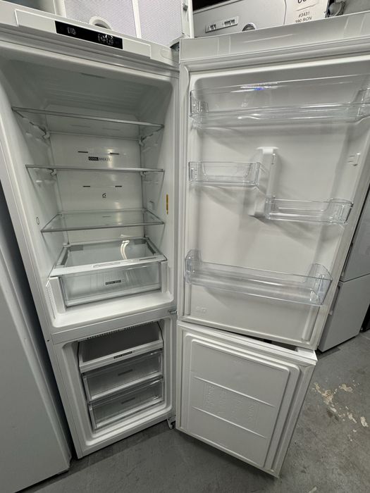 Combina frigorifică Whirlpool W7X81IW, factura si garantie 12 luni
