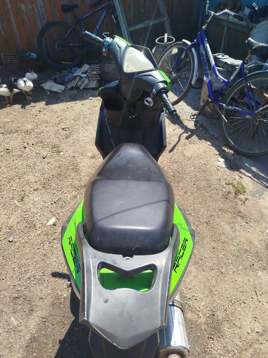 Продам скутер 80 куб