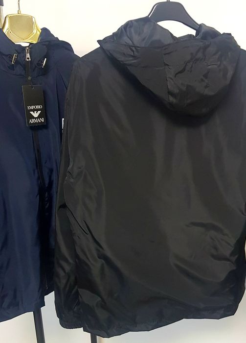 Geaca EA7. primavara impermeabila