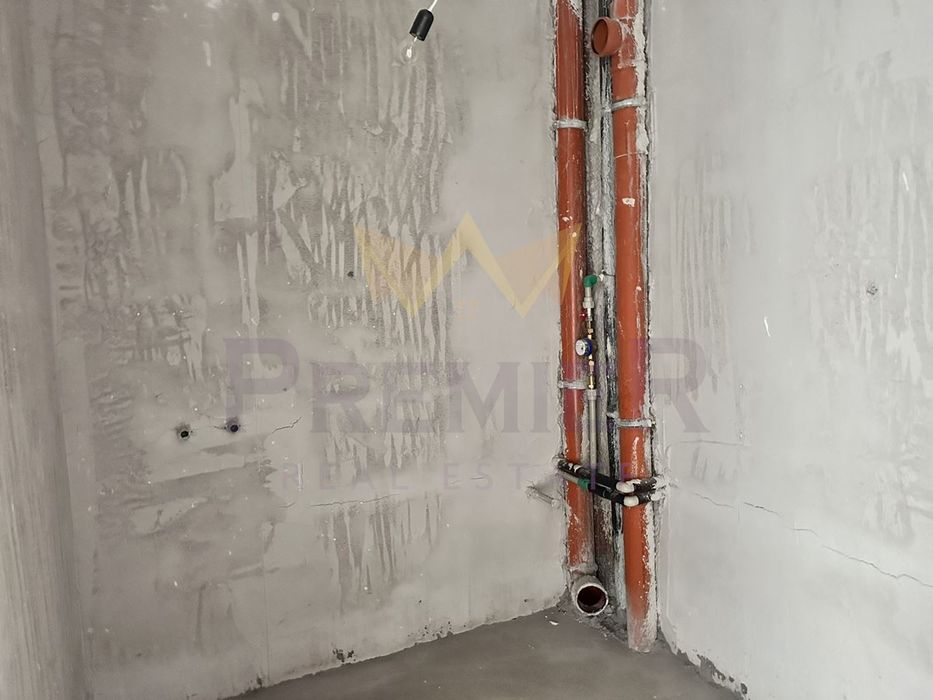 Продава се Тристаен апартамент в Пловдив, Остромила - 122 кв.м за 694 €/кв.м - Снимка #6