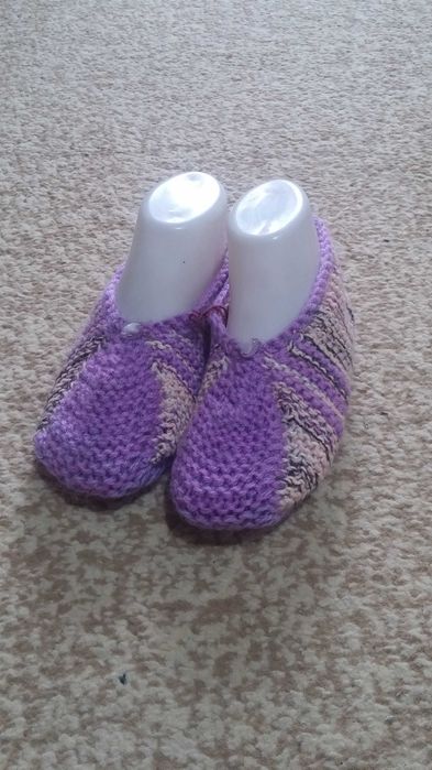 Женские вязаные следки