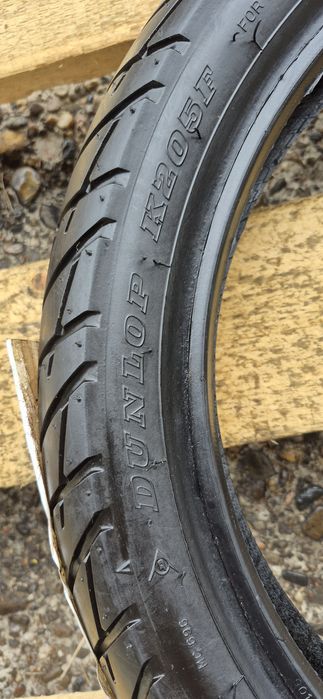 O anvelopa moto noua Dunlop 110/80-16M/C.