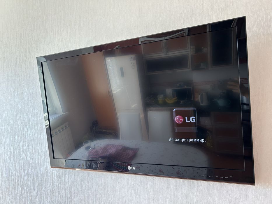 Продам телевизор LG