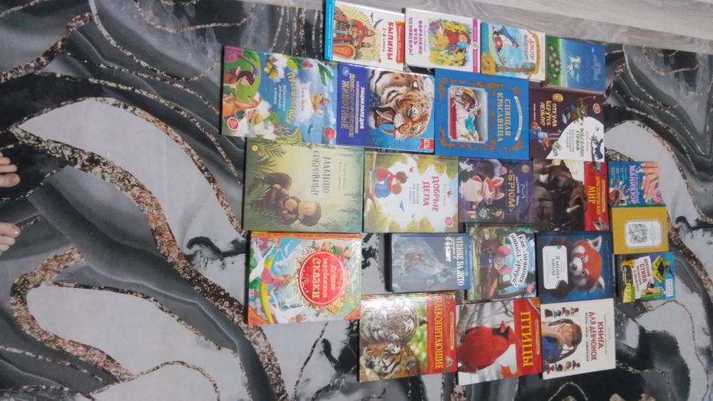 Продам детские книги