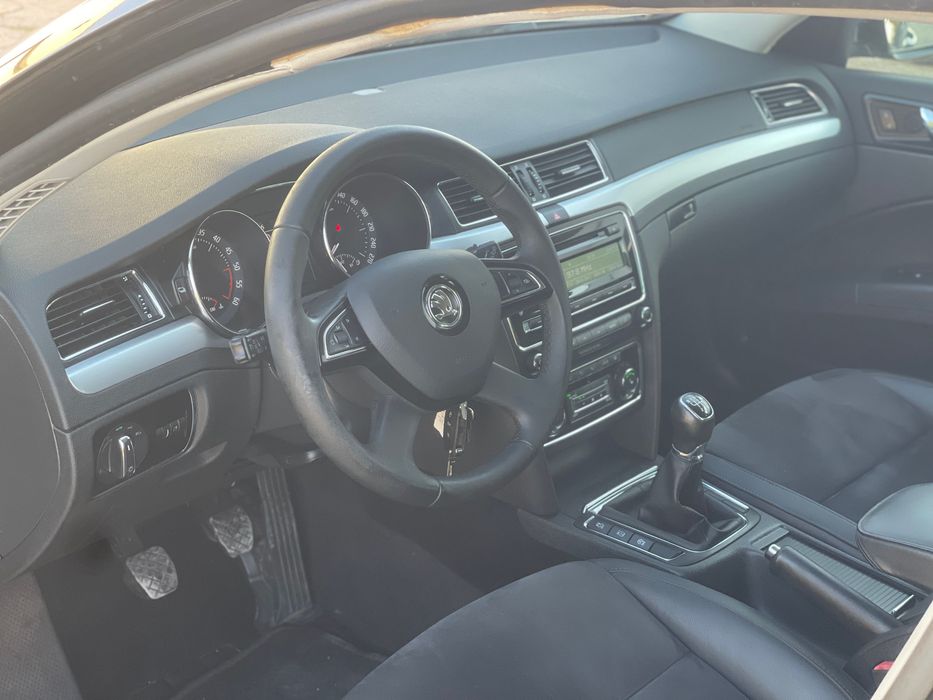 SKODA Superb 2015 — imagine 5