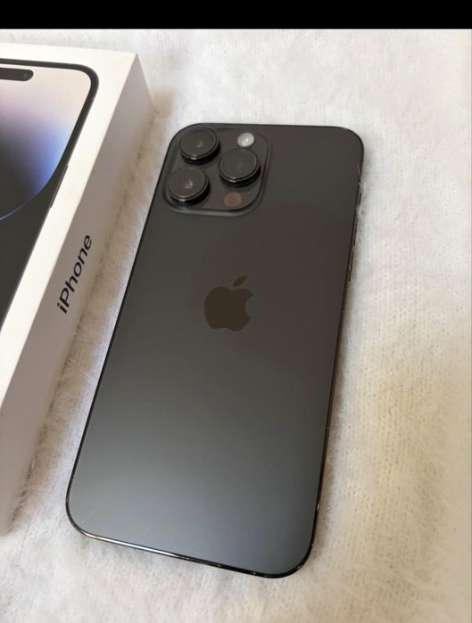 Iphone 14 pro max  e- simvand sau schimb -/+